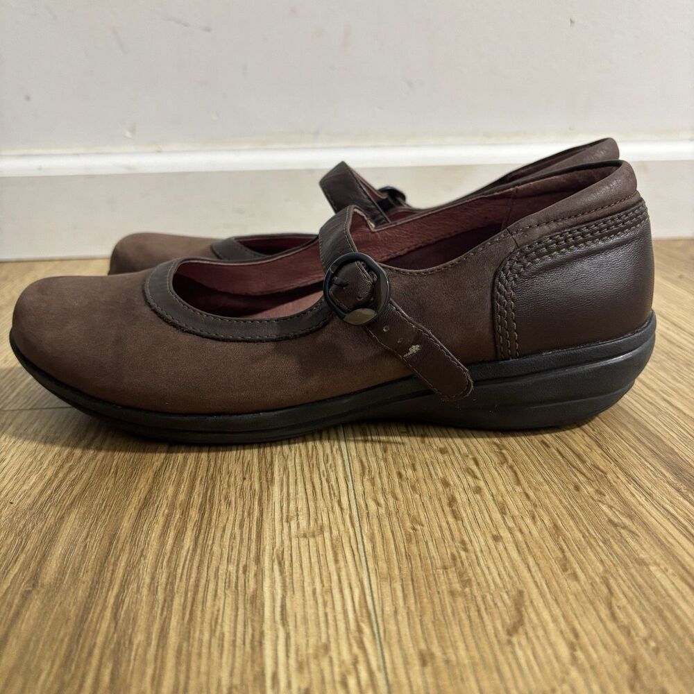 Dansko Mary Jane Shoes Womens Sz 39 US 9 Brown Suede Leather Comfort
